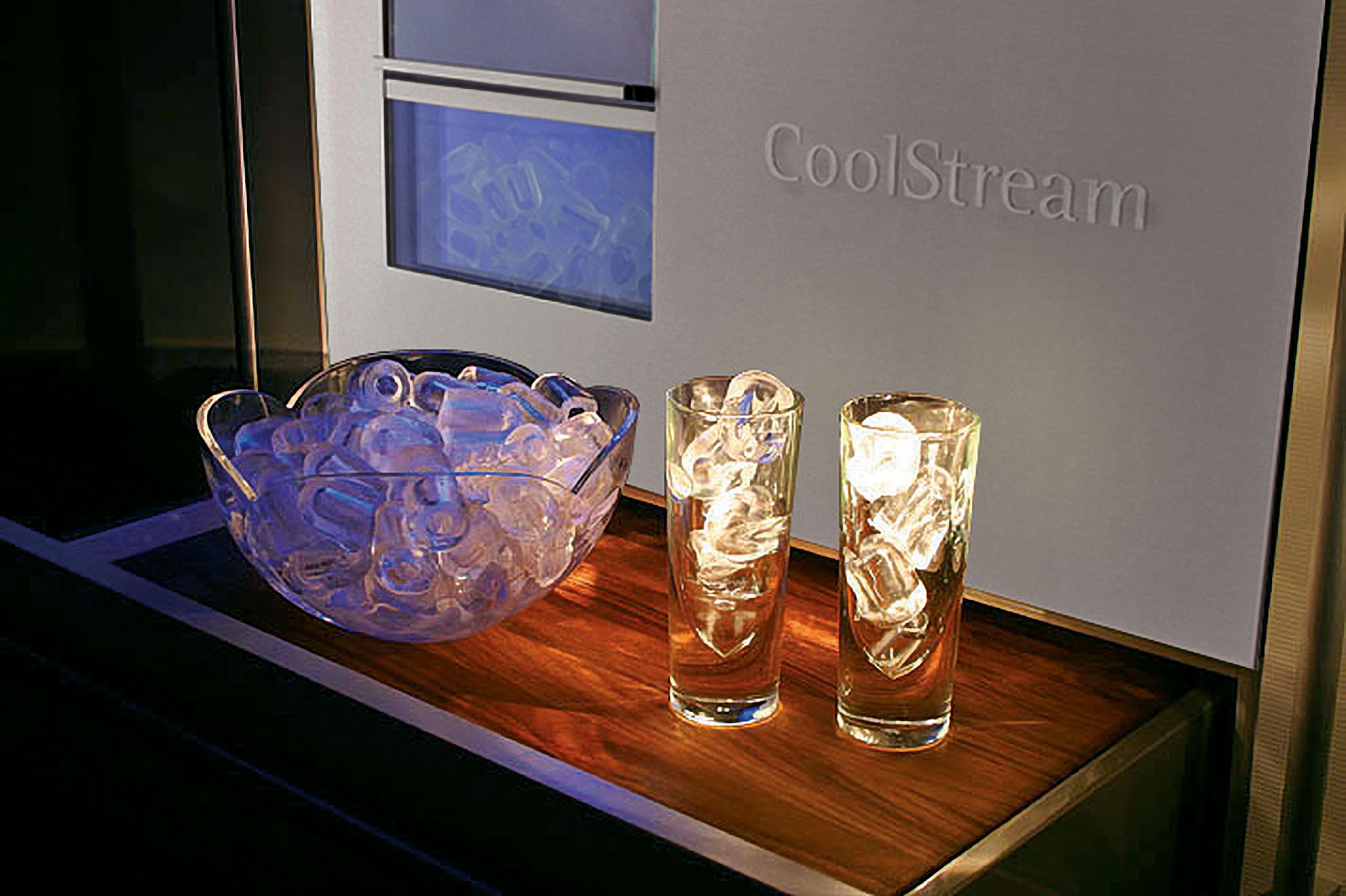 CoolStream_01